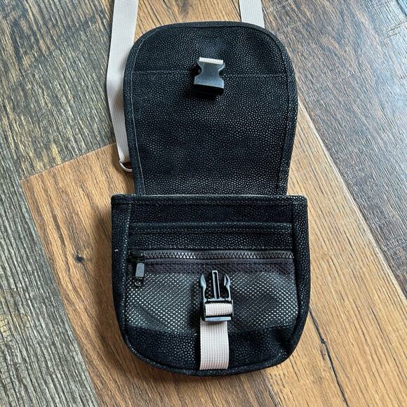 Haiku by Sharon Eisenhauer Crossbody Bag Black Brown Embroidered Small Purse - Picture 5 of 7